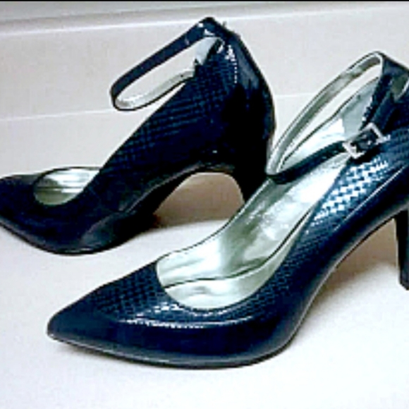 Alfani "Ainslee" Ankle Strap Heels Sz 8.5M - Picture 1 of 3